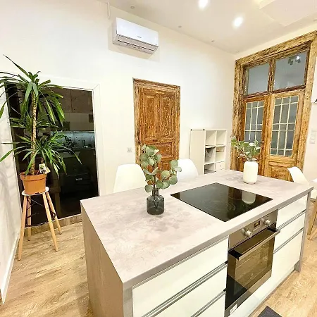 Dream Design - 3 Bedrooms & Finn Sauna Budapešť
