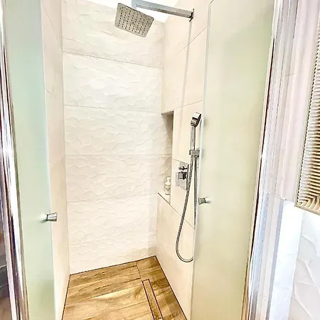 Dream Design - 3 Bedrooms & Finn Sauna *